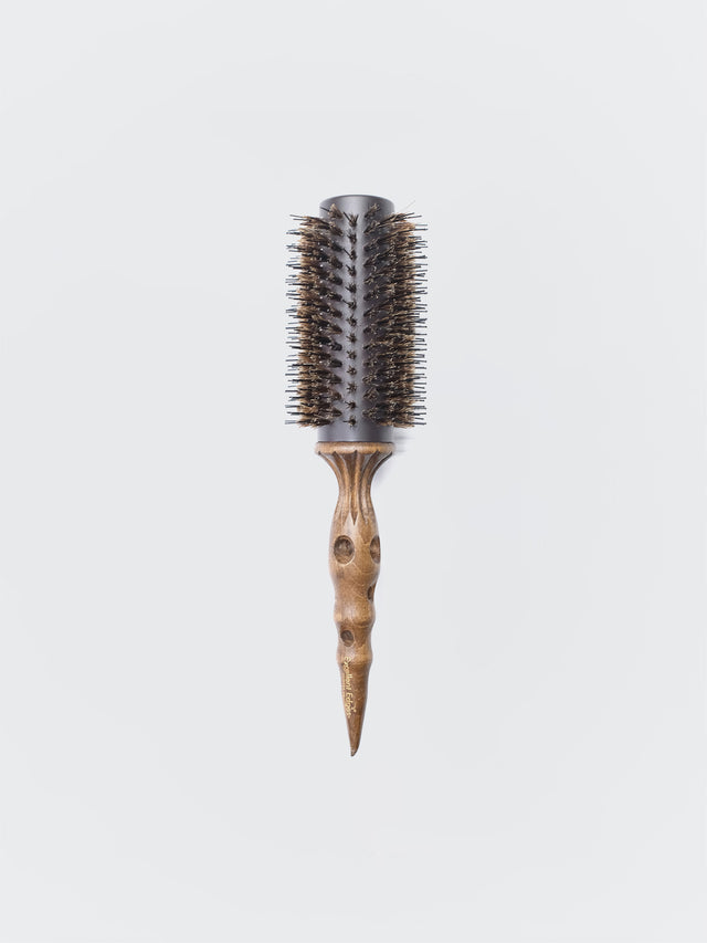 BOX OF ROUND BRUSHES